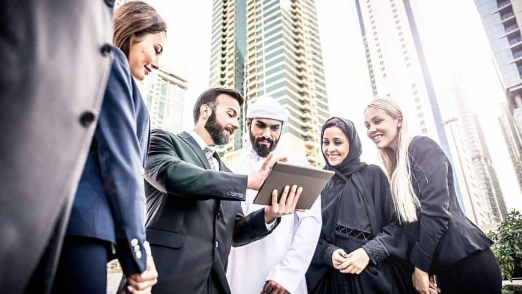 How to Choose the Right Real Estate Agent in Dubai