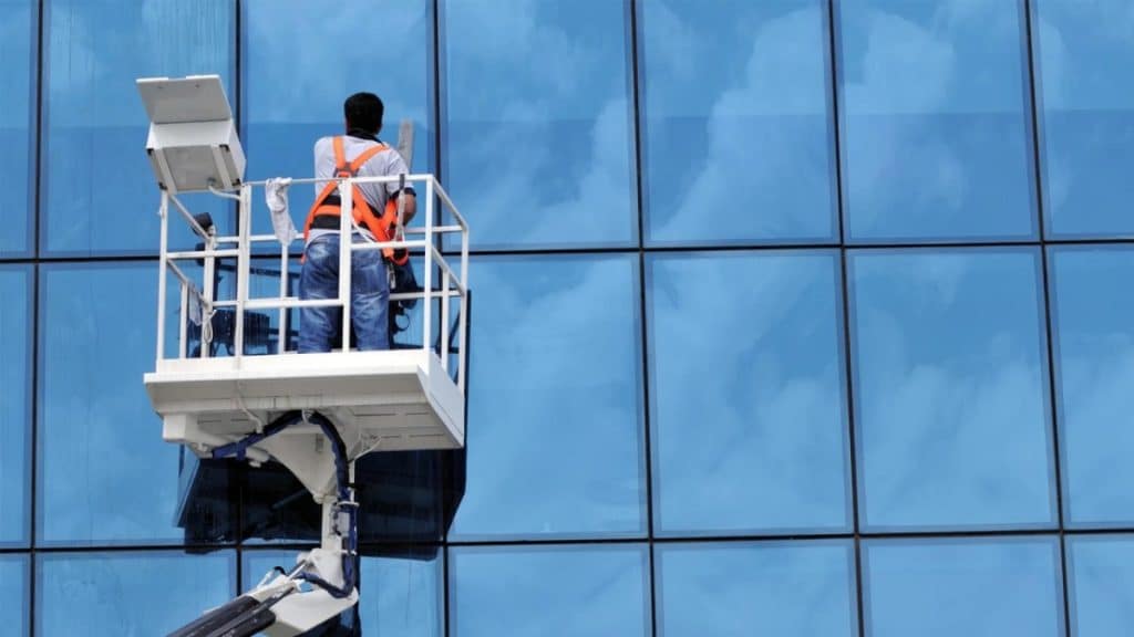 5 Benefits of Professional Facade Cleaning